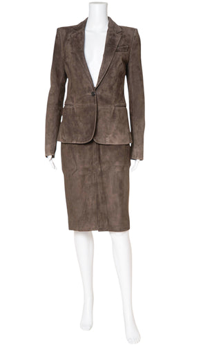 TOM FORD  Suit Size: Blazer IT 38 (comparable to US 2) Skirt: IT 42 (comparable to US 4-6) with tags  Price $5,995