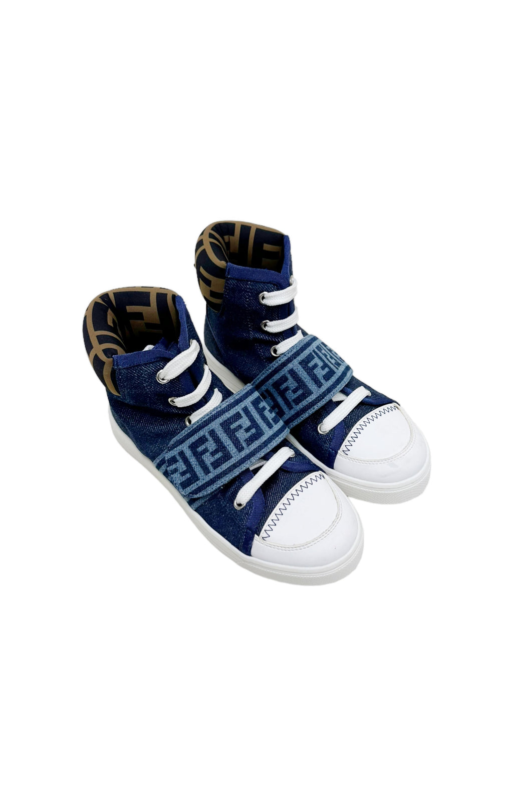 FENDI (RARE) Sneakers Size: No size tags, fit like Toddler US 13.5