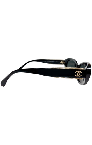 CHANEL Sunglasses Size: 5.625" x 1.625"