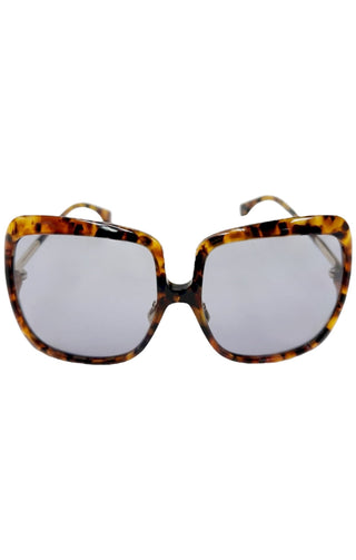 FENDI Sunglasses Size: 6” x 2.825”