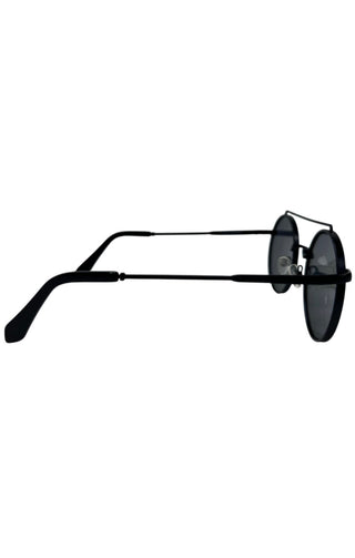 Sunglasses Size: 5.5" x 2"