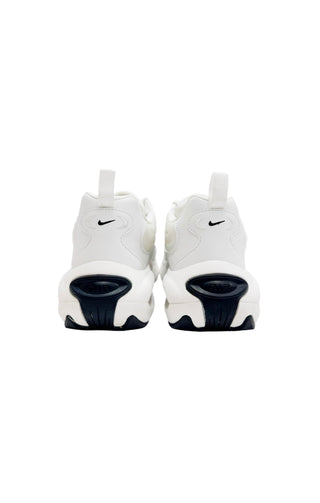 NIKE Sneakers Size: US 9