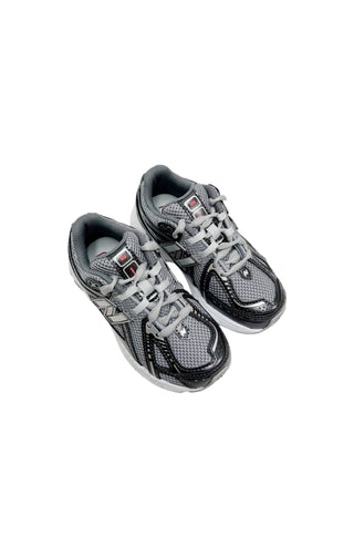 NEW BALANCE (NEW) Sneakers Size: Toddler US 10.5