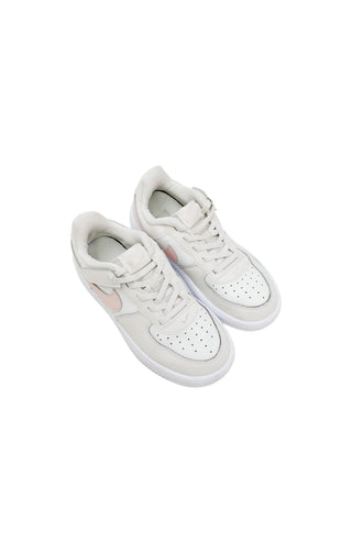 NIKE (RARE) Sneakers Size: Kids US 2