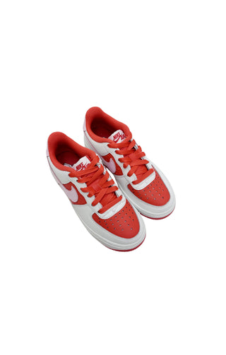 NIKE (RARE & NEW) Sneakers Size: Kids US 2
