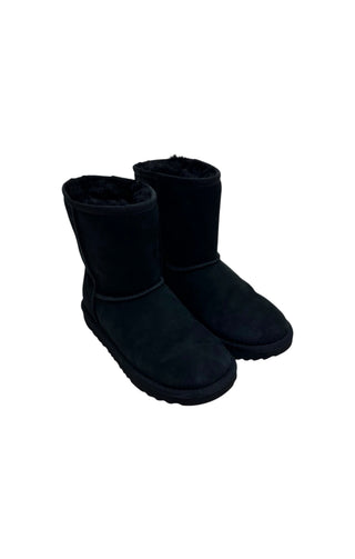 UGG Boots Size: Kids US 3