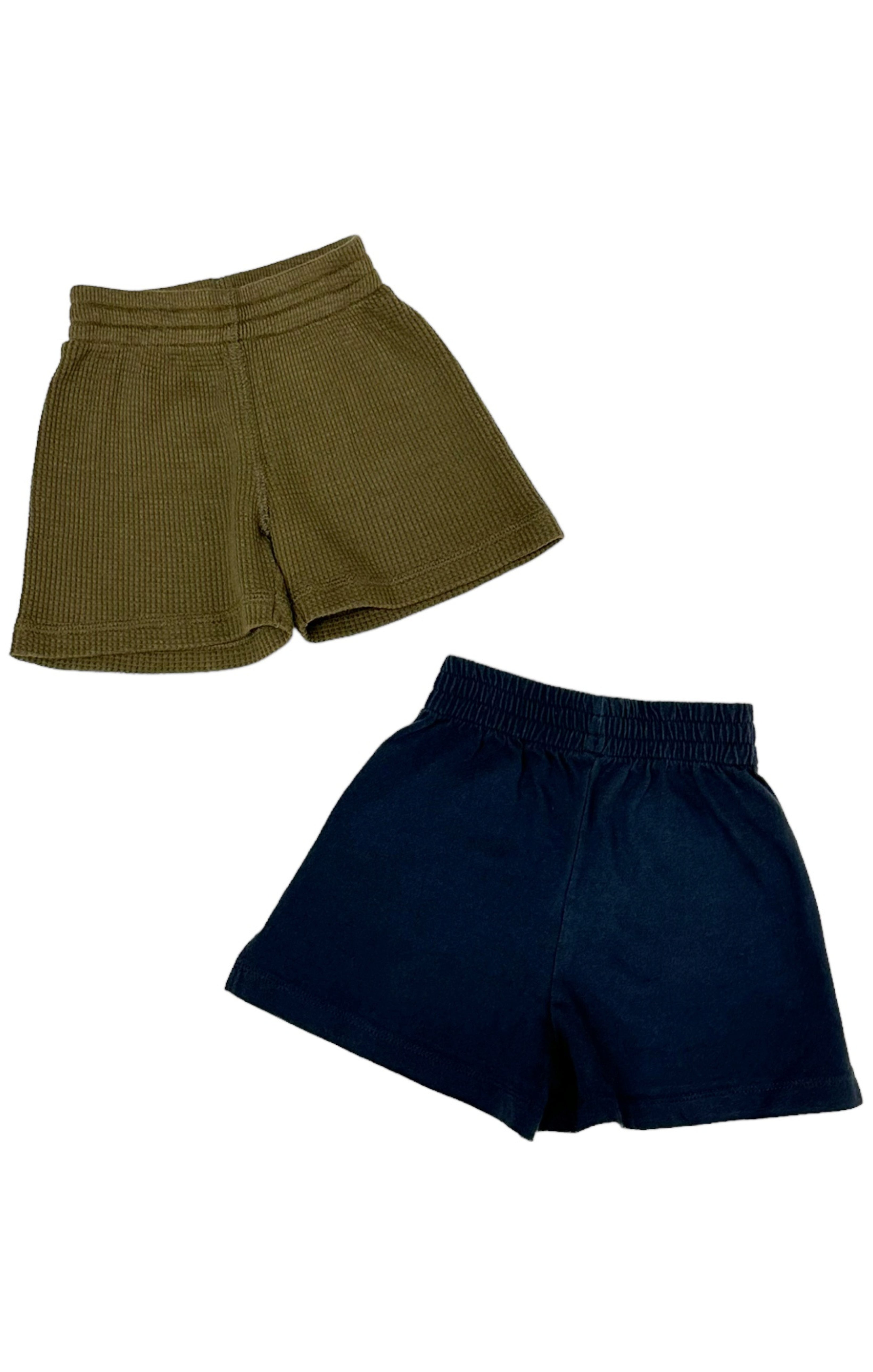 Shorts Bundle Size: Black - No size tags, fit like 6 Years Olive - No size tags, fit like 5-6 Years