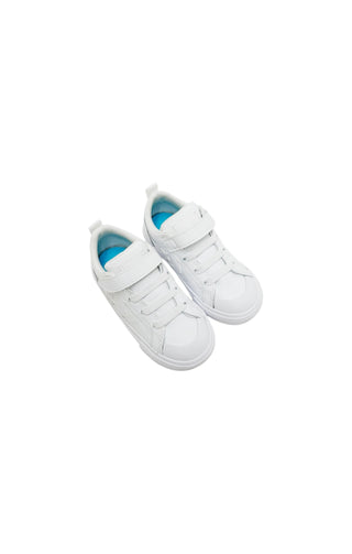 CONVERSE Sneakers Size: Toddler US 9