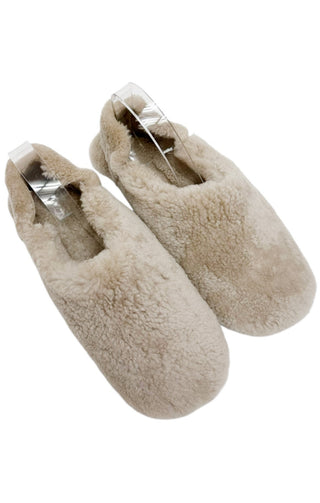 JENNI KAYNE (NEW) Slippers Size: M
