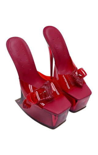 POSTER GIRL (NEW) Sandals Size: US 6-6.5