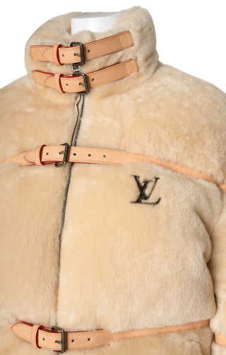 LOUIS VUITTON (RARE) Jacket Size: XS/S
