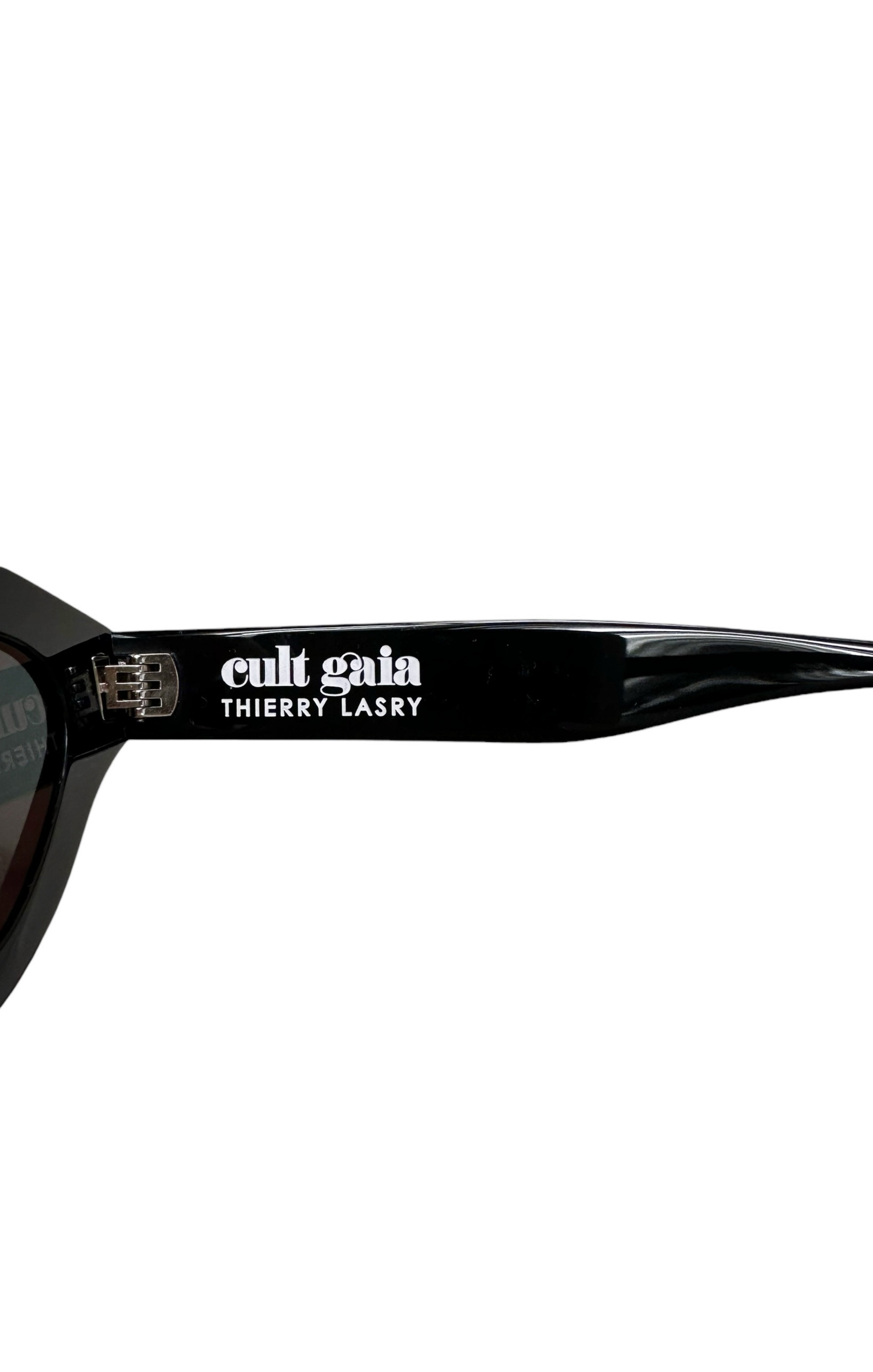 CULT GAIA Sunglasses Size: 5.825" x 1.625"