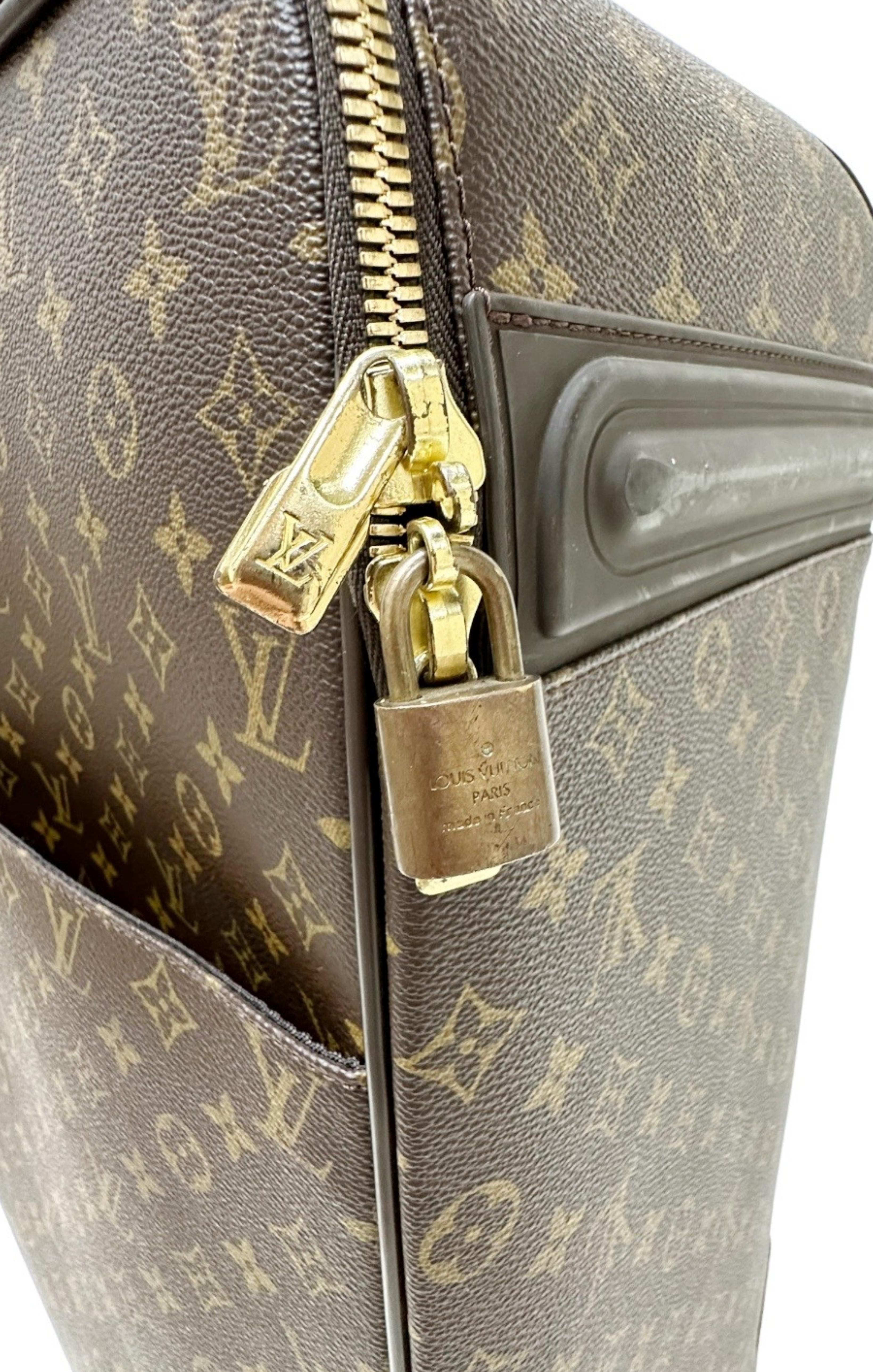 Louis Vuitton vintage 2 piece luggage set, 31x21 Next 18x21