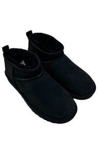 UGG (NEW) Boots Size: Marked a US 8 but fit like US 7-7.5