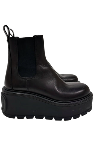 VALENTINO Boots Size: US 8.5