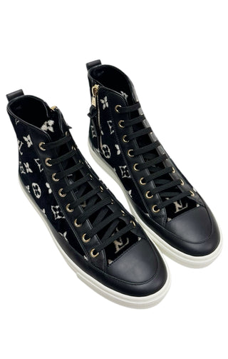 LOUIS VUITTON Sneakers Size: US 8.5