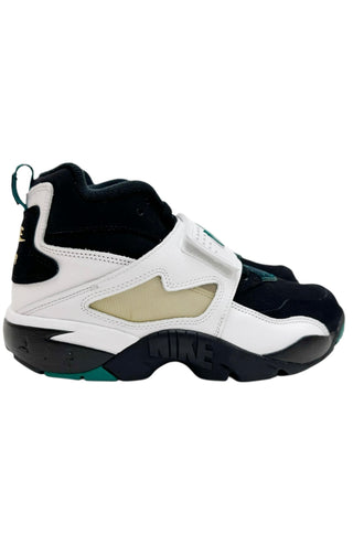 AIR JORDAN (RARE) Sneakers Size: US 8.5