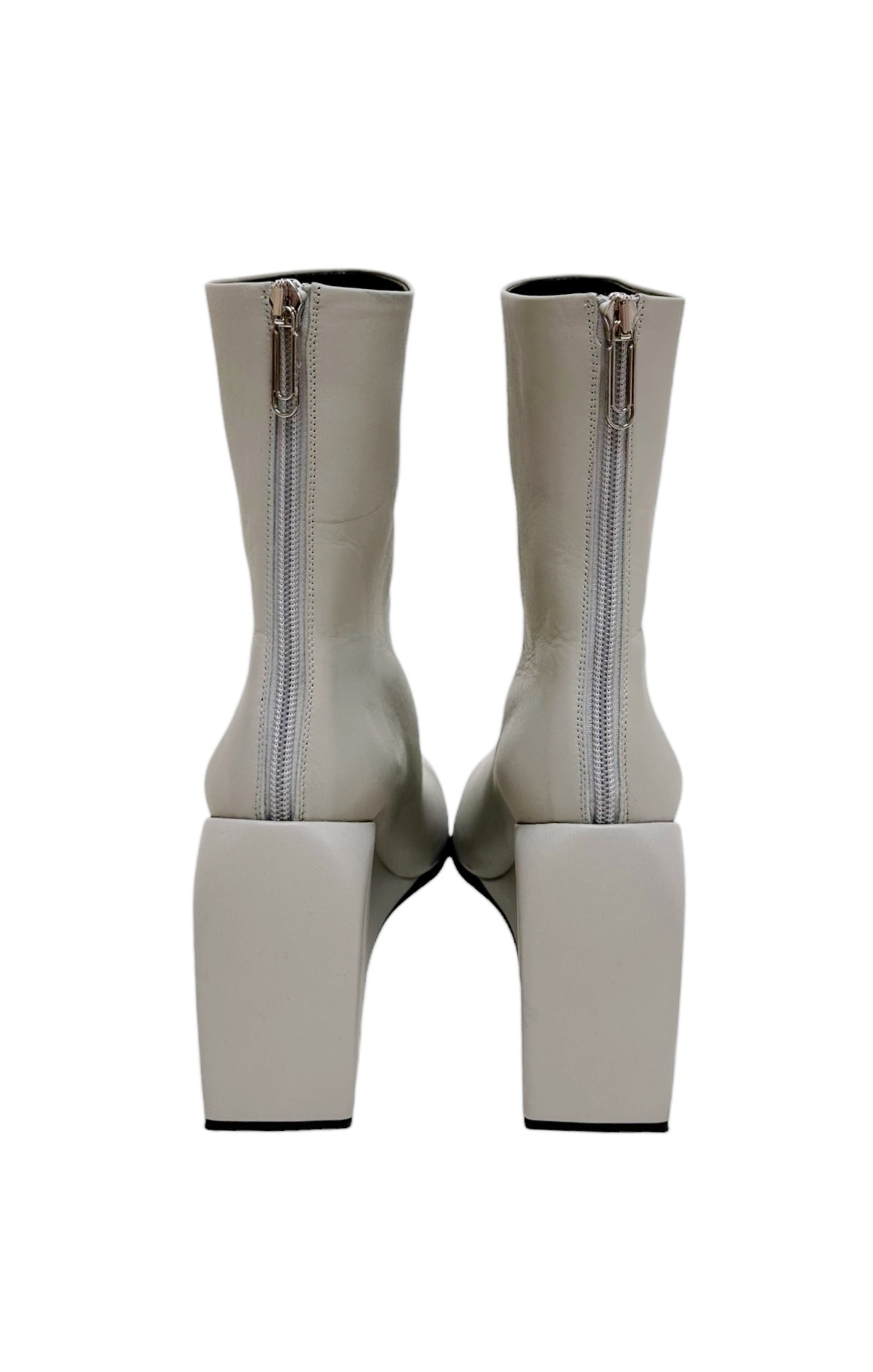 OFF-WHITE Boots Size: EUR 39 – Kardashian Kloset1