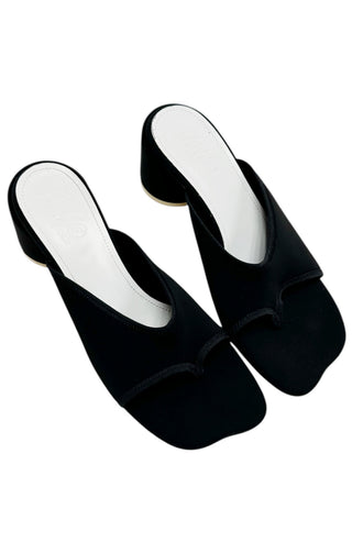 MM6 MAISON MARGIELA Sandals Size: US 8.5