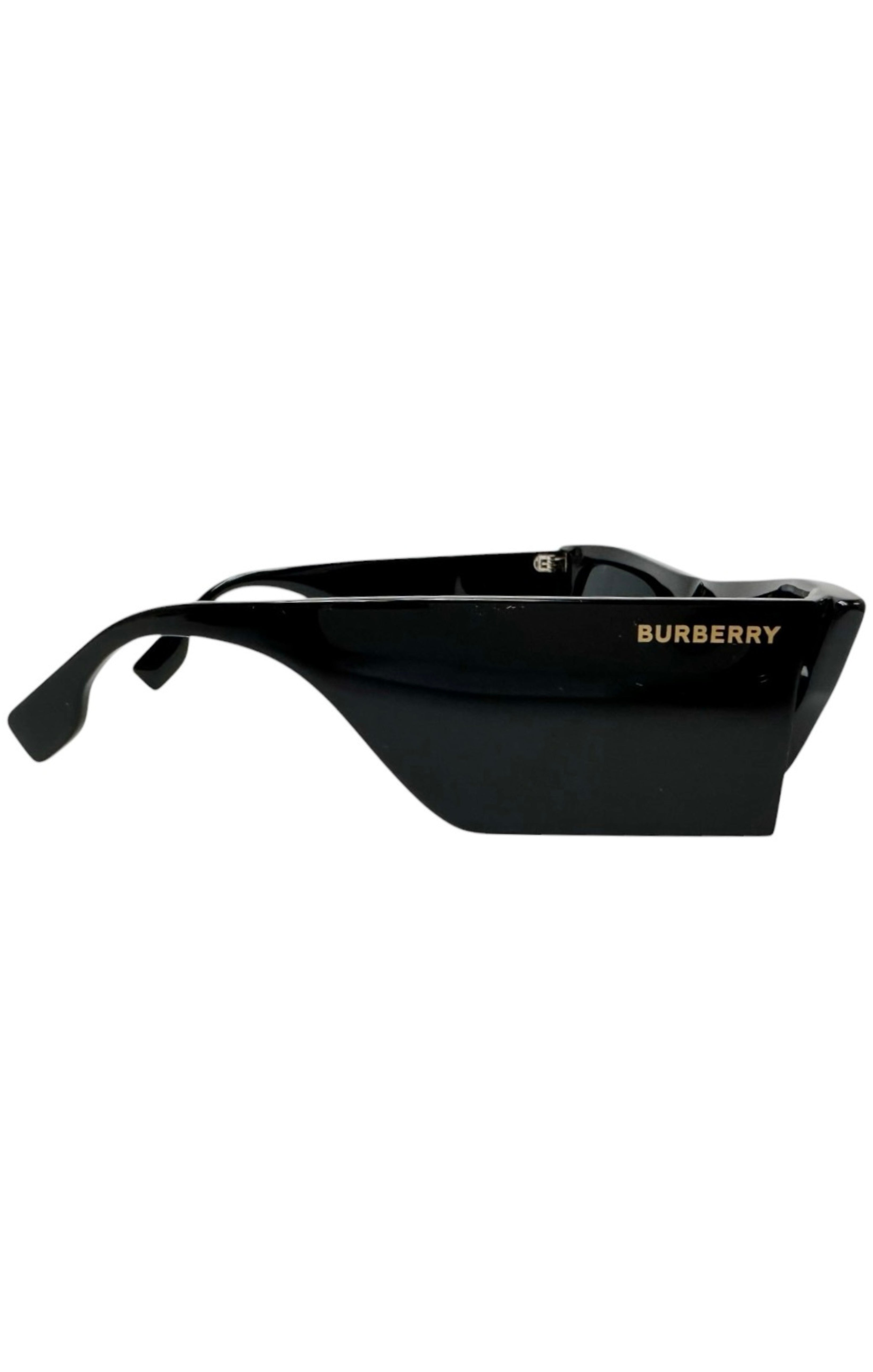 BURBERRY Sunglasses Size: 6