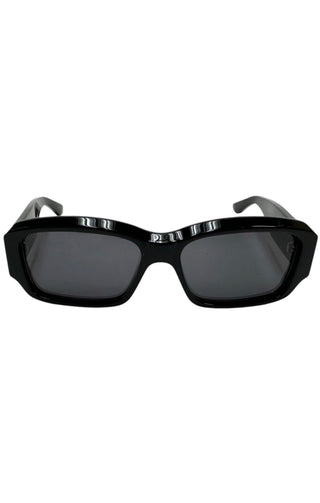 GUCCI Sunglasses Size: 5.75" x 1.75"