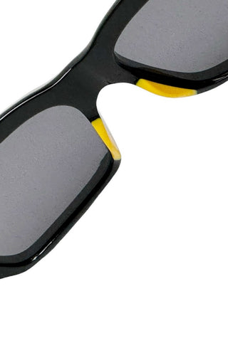 GUCCI Sunglasses Size: 5.75" x 1.75"