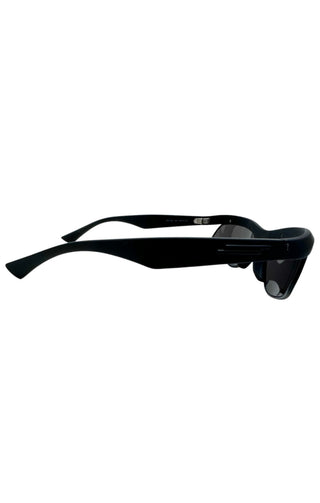BOTTEGA VENETA Sunglasses Size: 6.825" x 1.5"