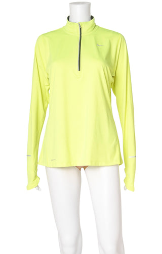 NIKE Top Size: M