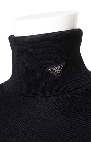 PRADA (NEW) with tags Sweater Size: IT 40 / Comparable to US 2-4