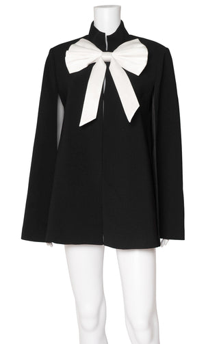 ALICE + OLIVIA (NEW) with tags Cape Coat Size: M
