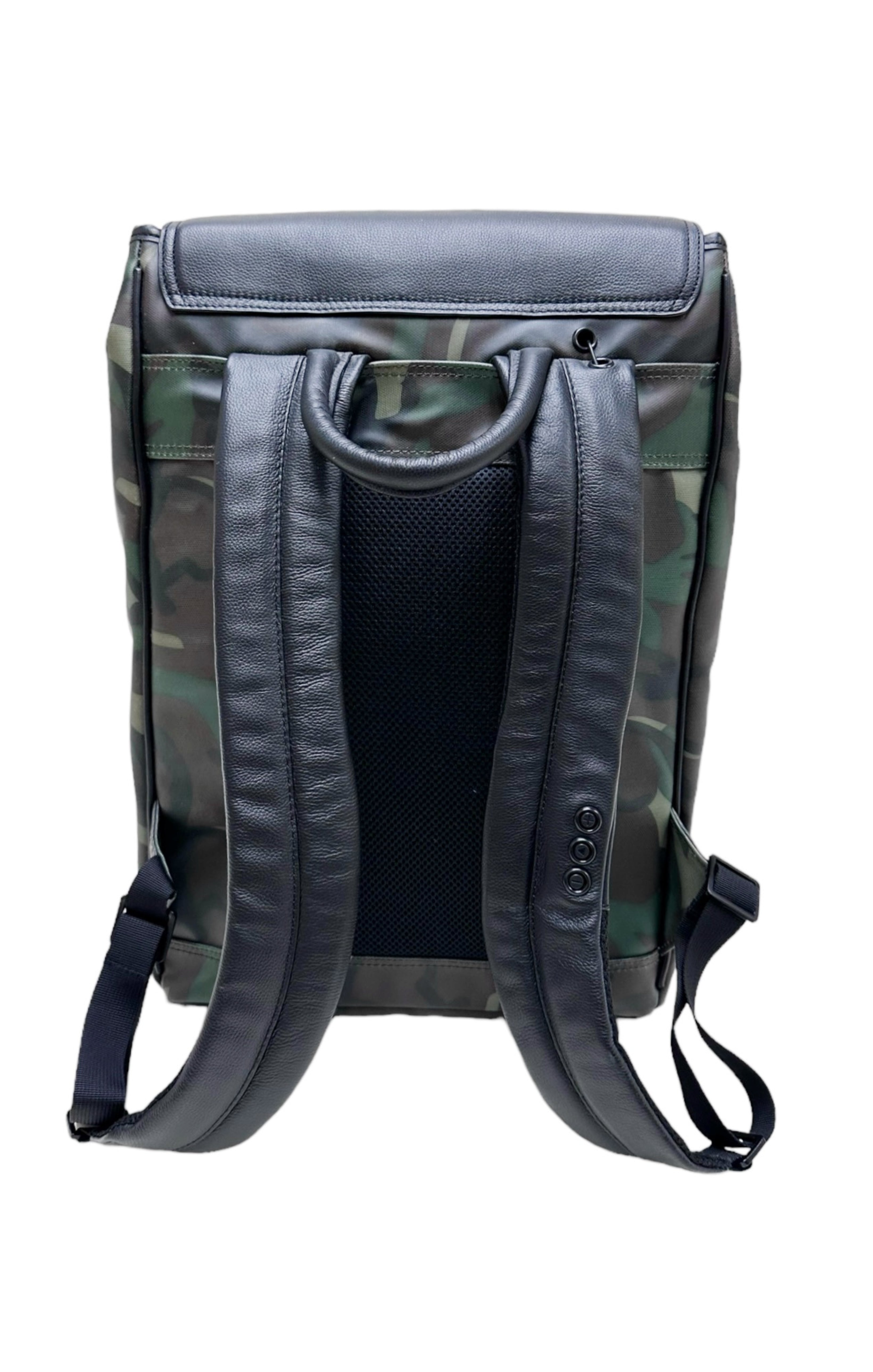 WIZPAK (RARE) Backpack / Speaker Size: 12" x 6.5" x 17.5"; 1.625" drop handle