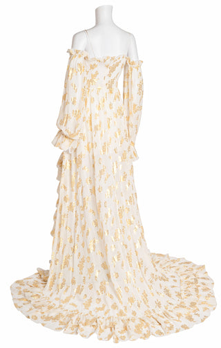 dundas gold dress Peter Dundas Dresses Beyonc for Her Grammys 2017 Performance, Launches Solo Label