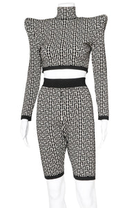 BALMAIN (RARE) Set Size: No size tags, fits like a US 2-4