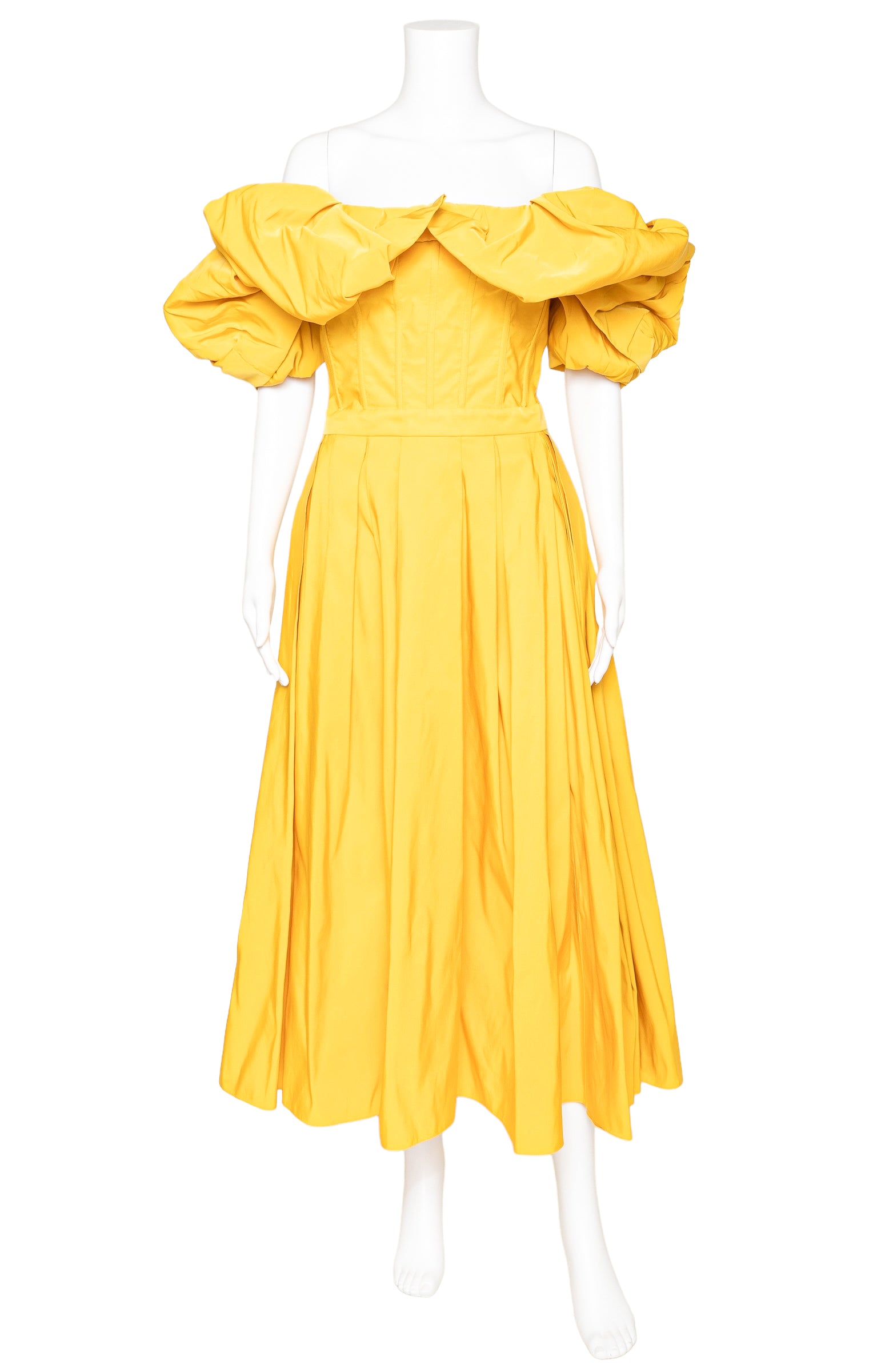 Alexander McQueen Dress Size: It 46 / Comparable to US 8-10 Alexander McQueen Dress Size: It 46 / Comparable to US 8-10