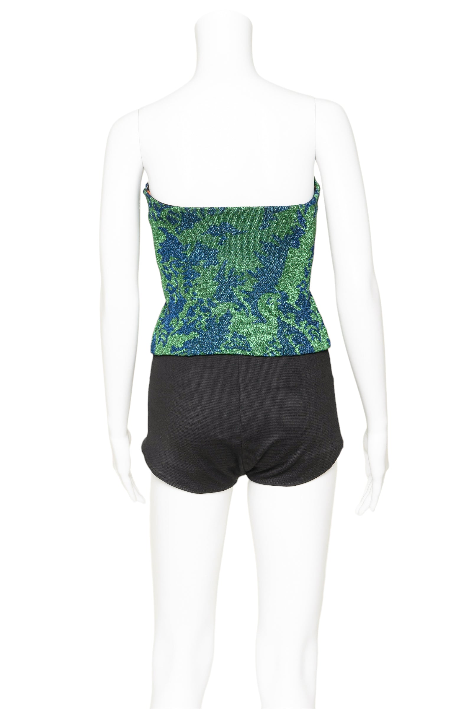 MISSONI (NEW) with tags Top Size: IT 38 / Comparable to US 0